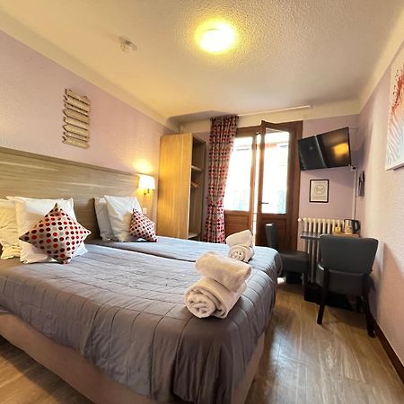 Hotel Du Cheval Blanc บาร์เซอลอนเน็ต ภายนอก รูปภาพ