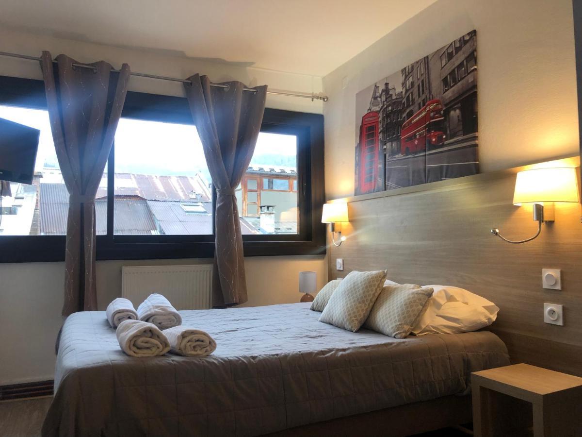 Hotel Du Cheval Blanc บาร์เซอลอนเน็ต ภายนอก รูปภาพ